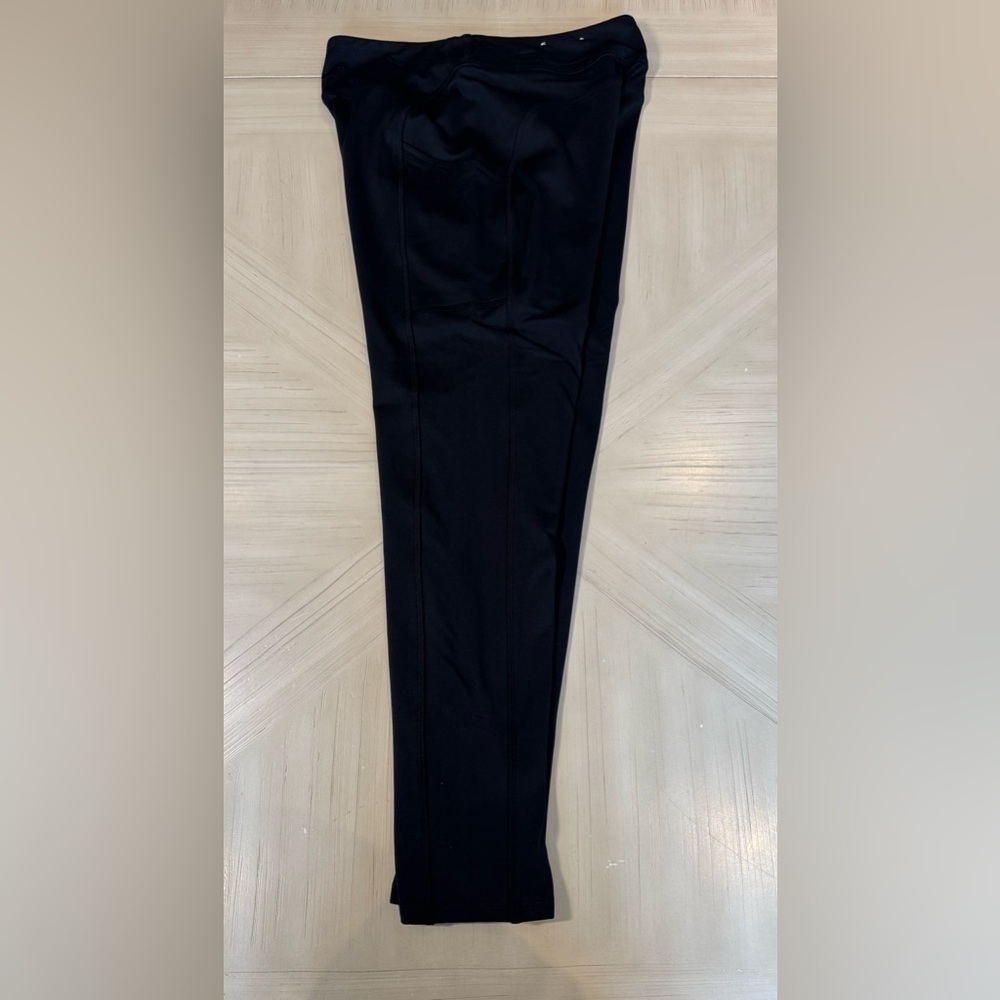 SO Sporty Black 7/8 Leggings with Pockets – Size Large (NWOT) - Picture 14 of 16